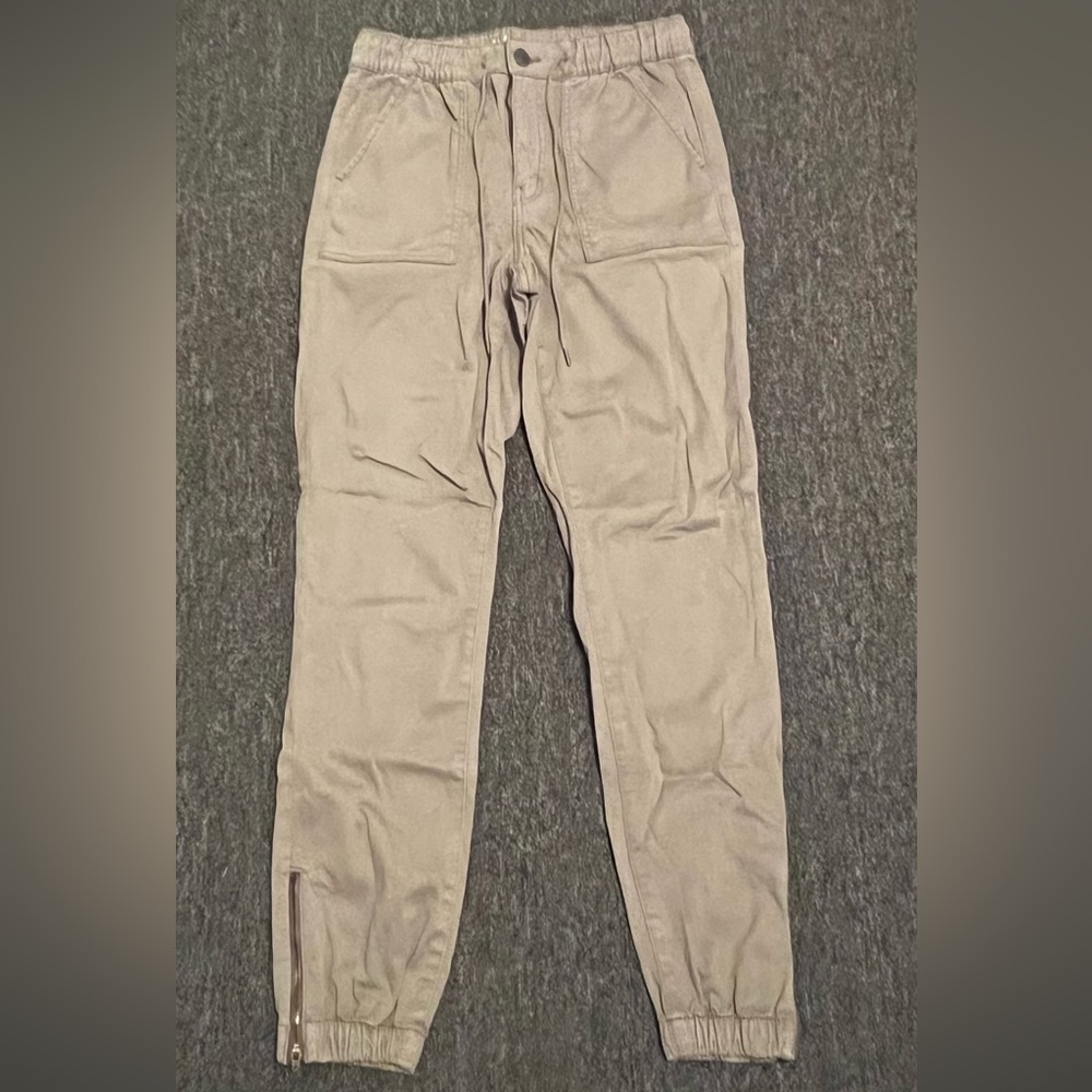 American Eagle Women’s Super Stretch Pants